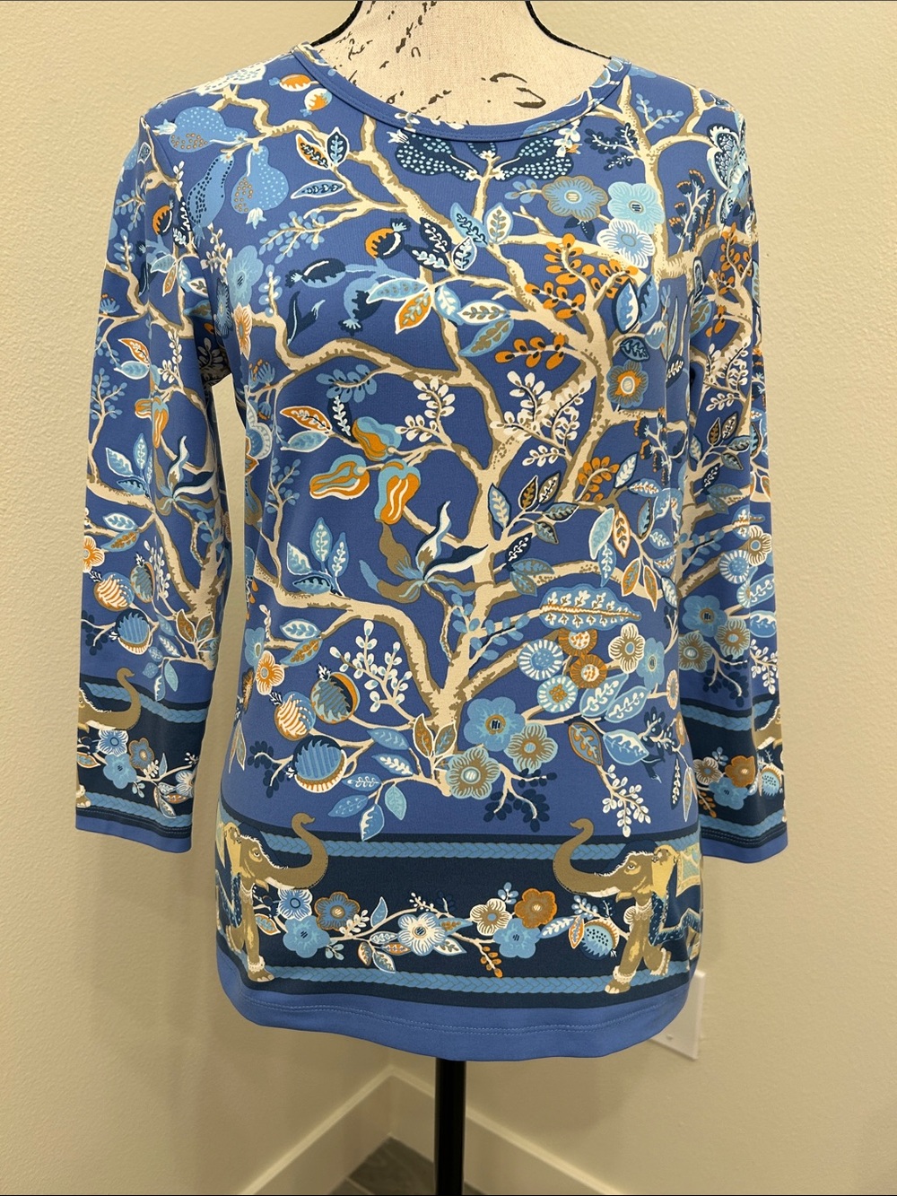 J.McLaughlin Blue Floral Branch Print Long Sleeve Top